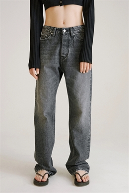 HOPE LAND JEANS VINTAGE SVART