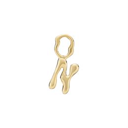 MARIA BLACK BOKSTAV CHARM N GULDPLATERAD