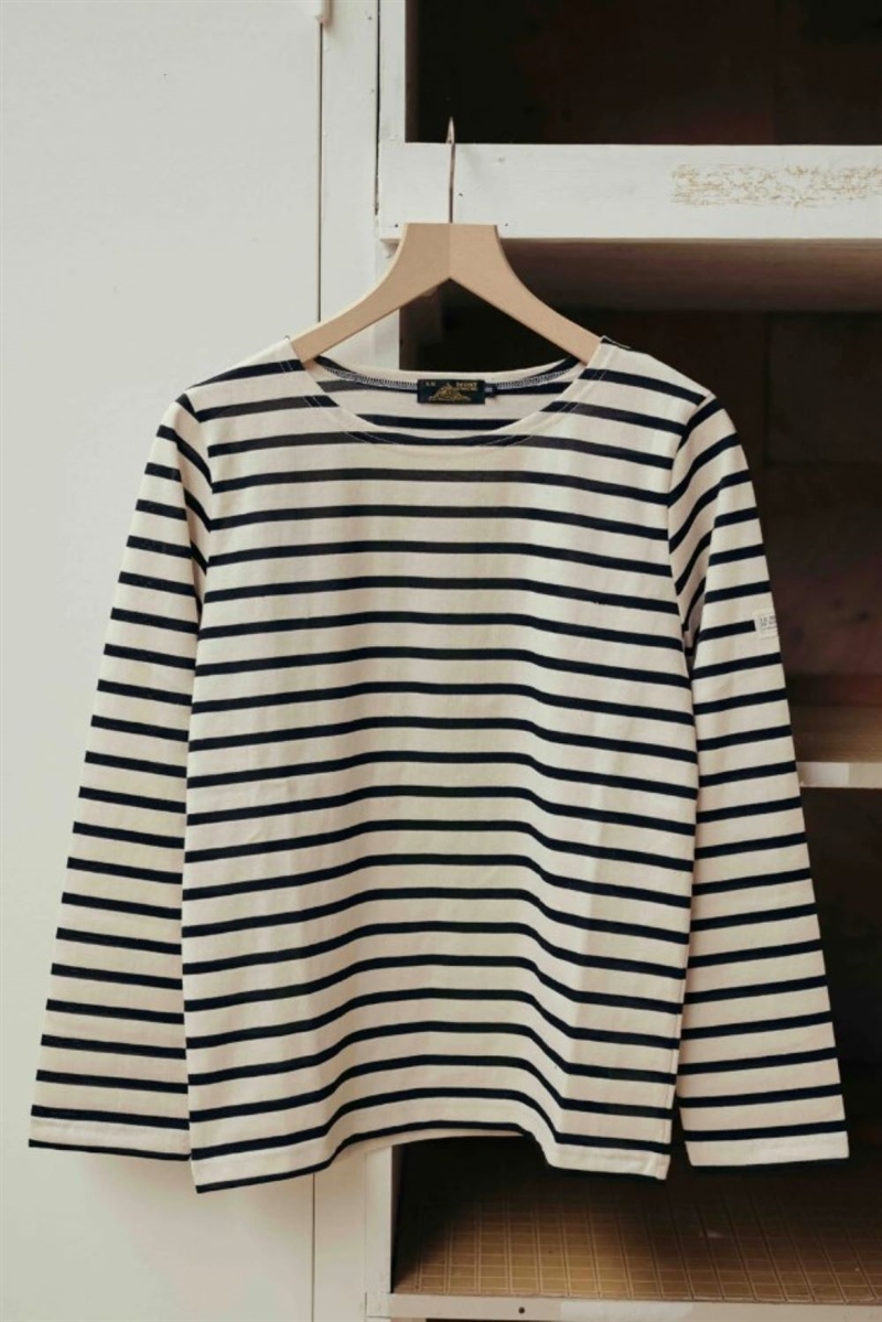 LE MONT SAINT MICHEL TILDA LS TEE OFFBLA